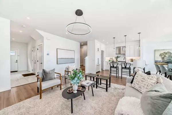 Calgary, AB T3H 6E1,7820 Spring Willow DR SW #239