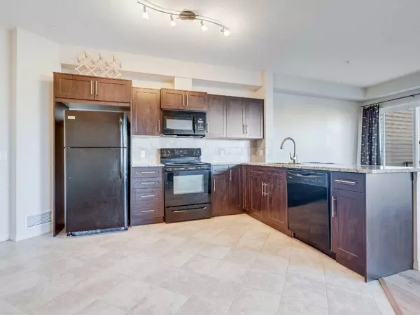 Calgary, AB T3R0k5,1540 Sherwood BLVD Northwest #1108