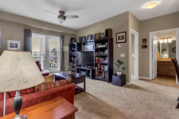 Calgary, AB T3R 0V2,402 Kincora Glen RD NW #2419