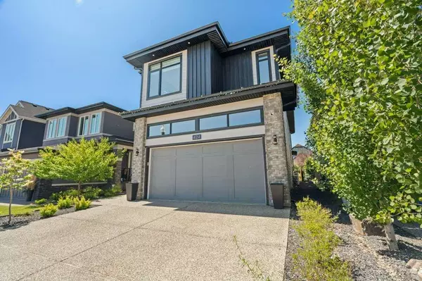 Calgary, AB T3H 3Y3,424 Discovery PL Southwest