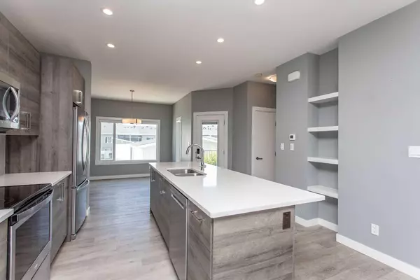 Red Deer, AB T4P 3E5,47 Ellington CRES