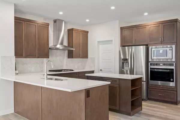 Calgary, AB T2X 4P7,105 Creekstone PATH SW