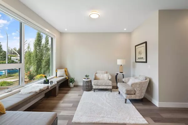 Calgary, AB T2K 1P2,100 Cambrian DR NW