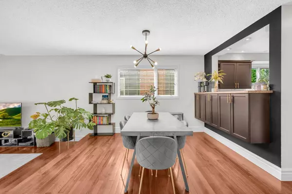 Calgary, AB T2E 1S4,252 21 AVE Northeast