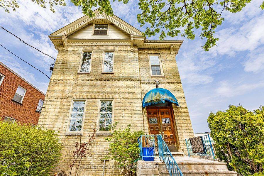 London South, ON N6C 1J6,136 Elmwood AVE E