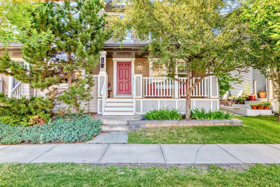 165 Eversyde BLVD Southwest, Calgary, AB T2Y 0B3