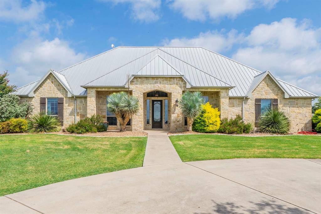 209 Haciendas Drive, Weatherford, TX 76087