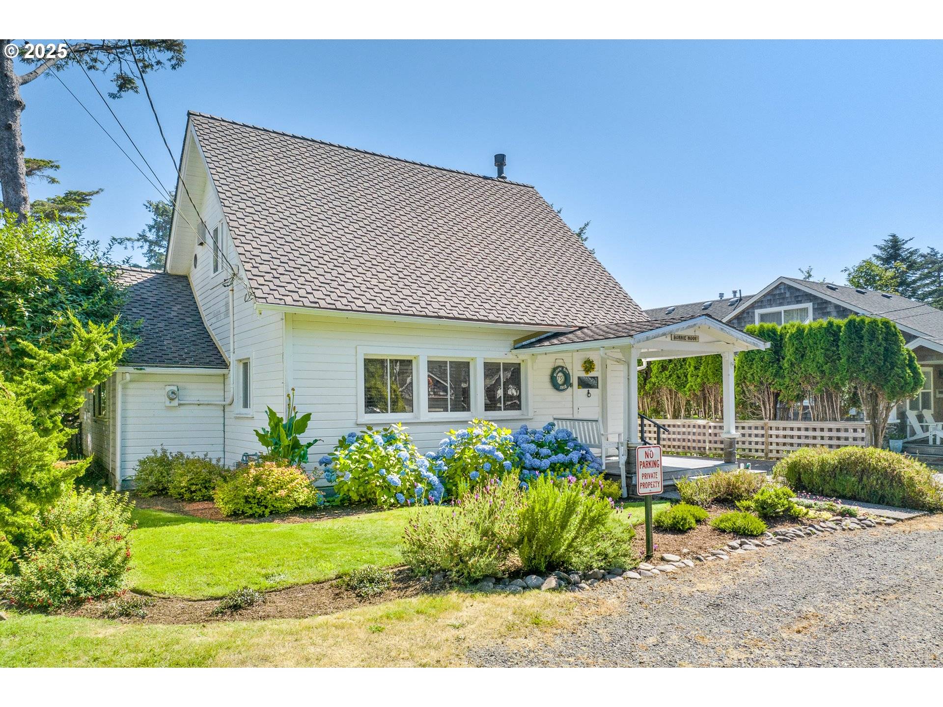 Cannon Beach, OR 97110,179 E Monroe St