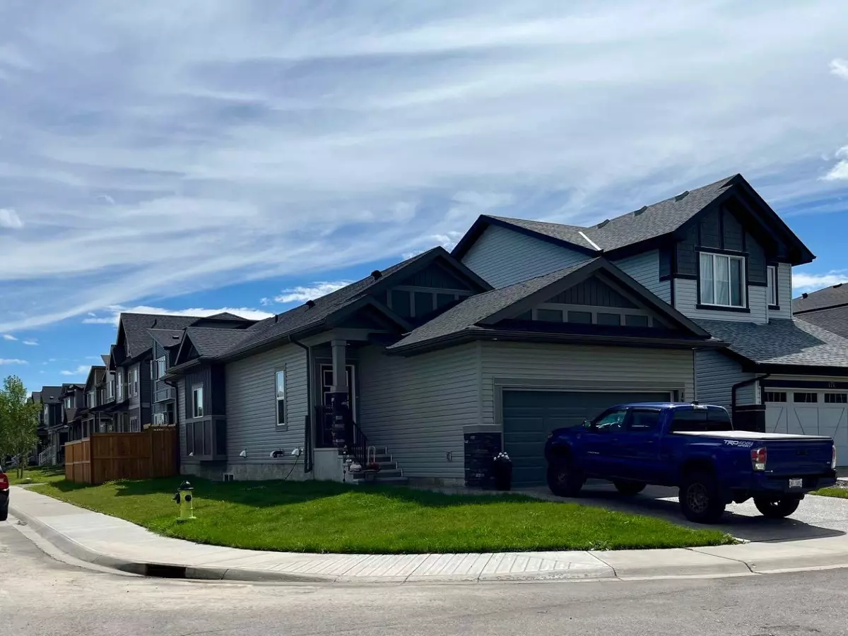 Calgary, AB T2X 4E6,170 Walgrove TER SE