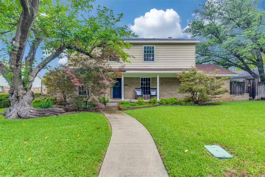 13841 Far Hills Lane, Dallas, TX 75240