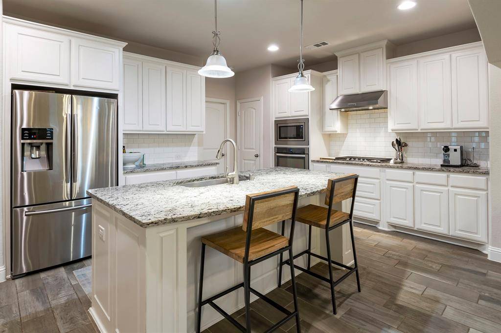Lewisville, TX 75056,204 Highwood Trail