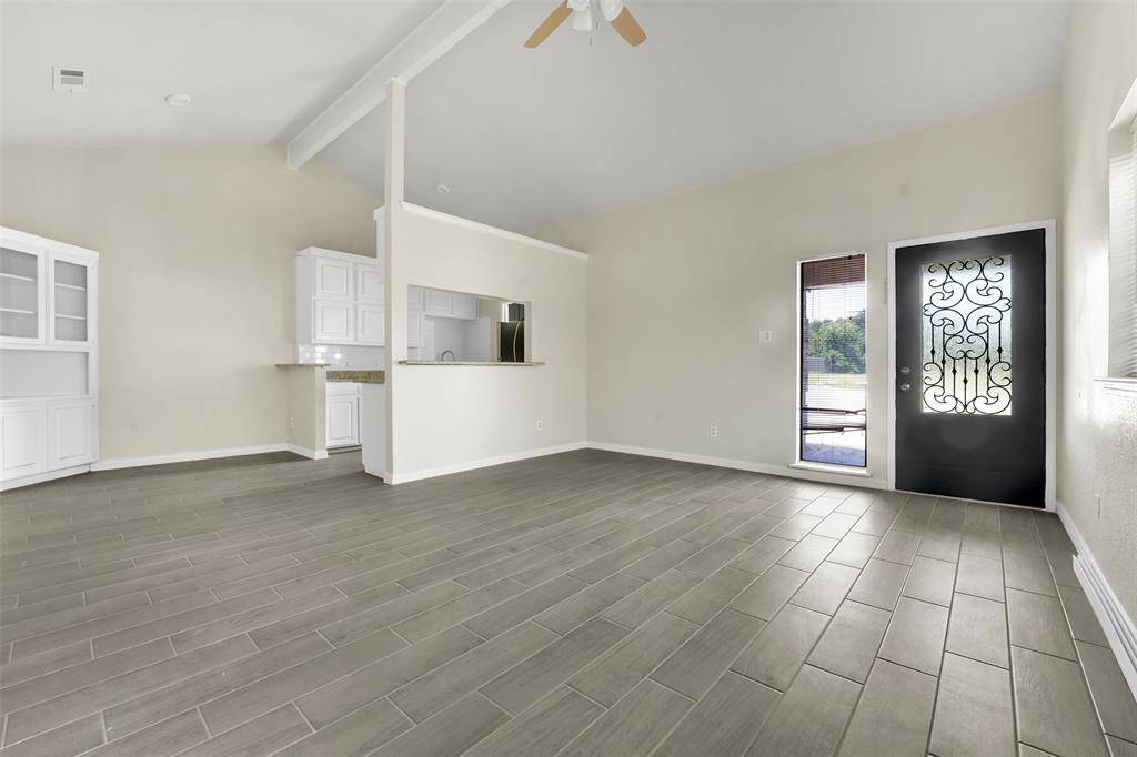 White Settlement, TX 76108,405 S Las Vegas Trail