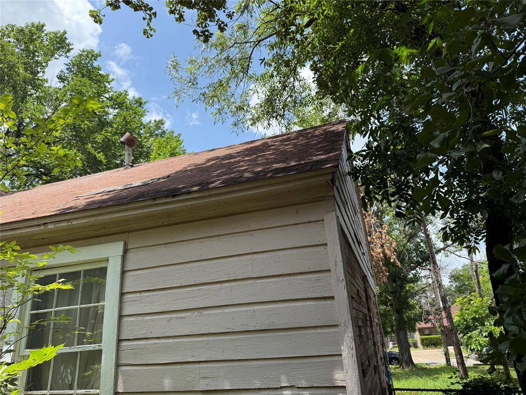 Irving, TX 75060,608 W 8th Street