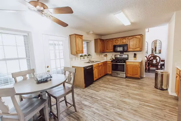 Rowlett, TX 75088,8117 Trail Lake Drive