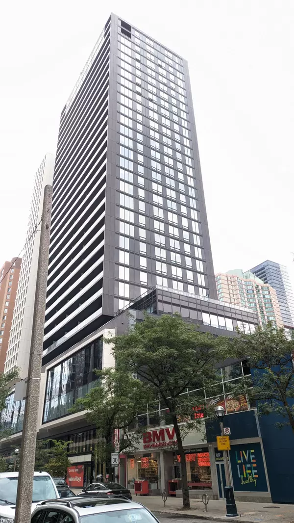 20 Edward ST #806, Toronto C01, ON M5G 0C5