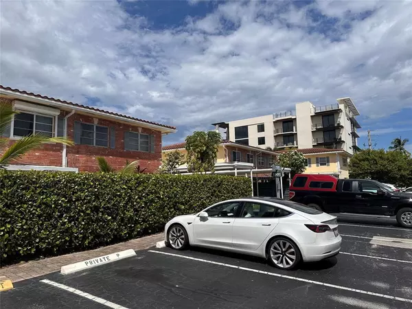 1501 SE 15th St #3-4, Fort Lauderdale, FL 33316