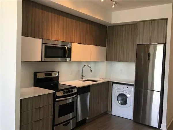 Toronto W06, ON M8V 0C8,56 Annie Craig DR #801