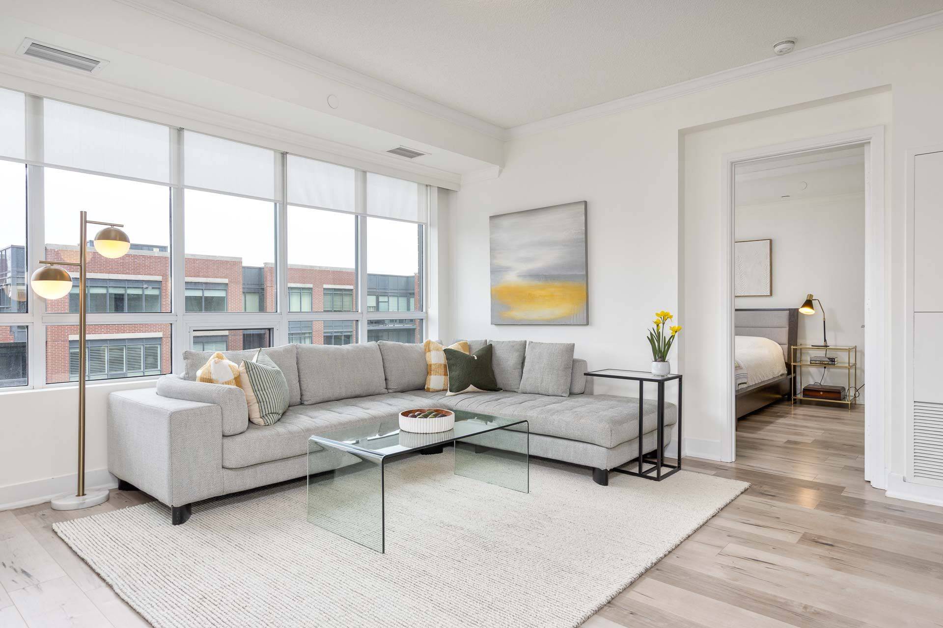 Vaughan, ON L4J 0J5,7608 Yonge ST #541