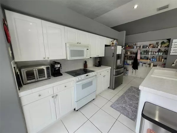 Lake Worth, FL 33463,6416 Barton Creek Cir