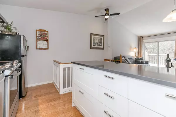 Collingwood, ON L9Y 5B4,167 Escarpment CRES