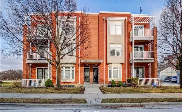 2400 Munn's AVE #D, Oakville, ON L6H 6G9