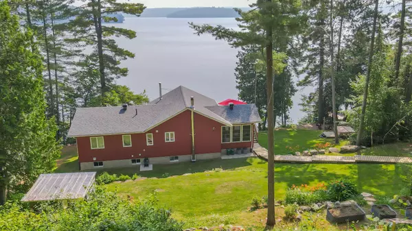 South Algonquin, ON K0J 2C0,34 Moose Track LN