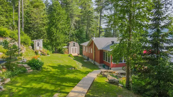 South Algonquin, ON K0J 2C0,34 Moose Track LN