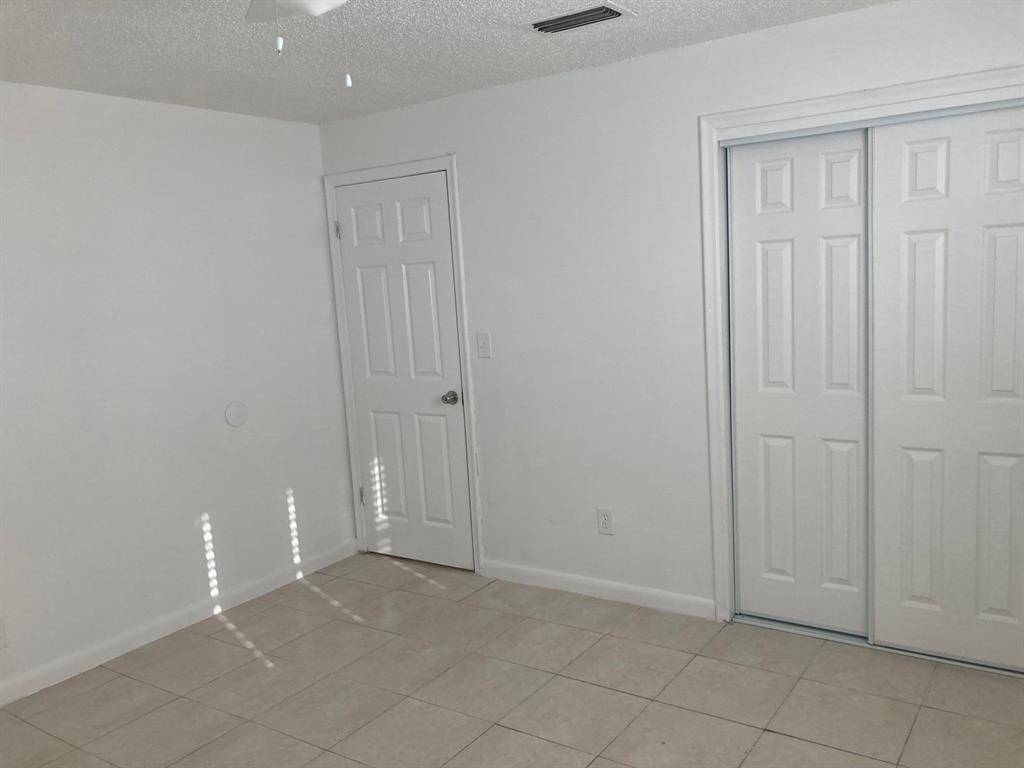 Coral Springs, FL 33065,3600 Riverside Dr #B
