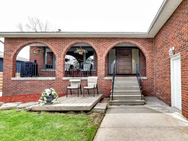 Innisfil, ON L0L 1R0,1153 Vernor DR