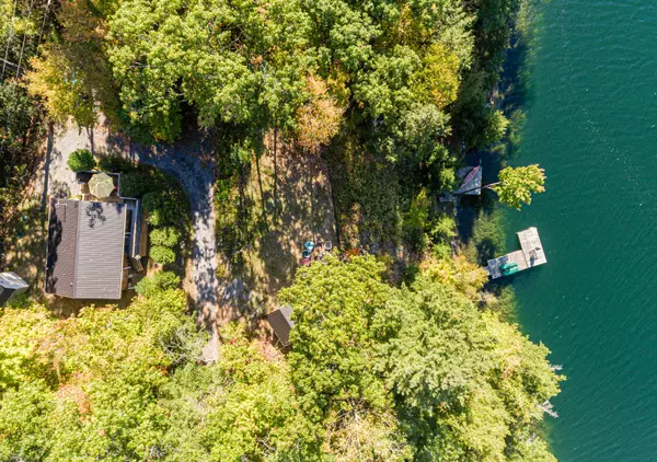 Frontenac, ON K0H 1T0,250 Younge LN