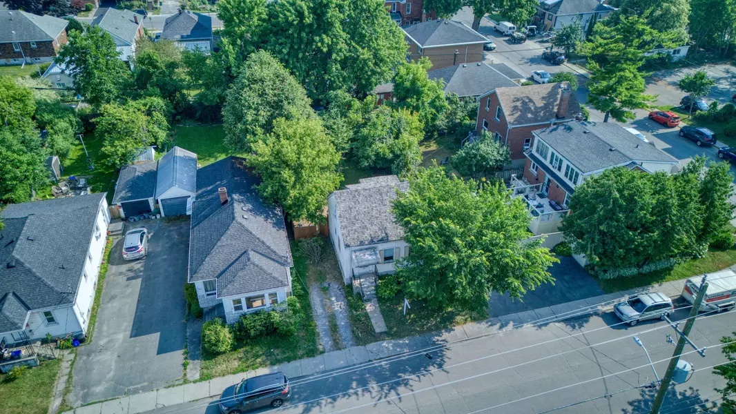 204 Adelaide ST, Kingston, ON K7K 1Y5