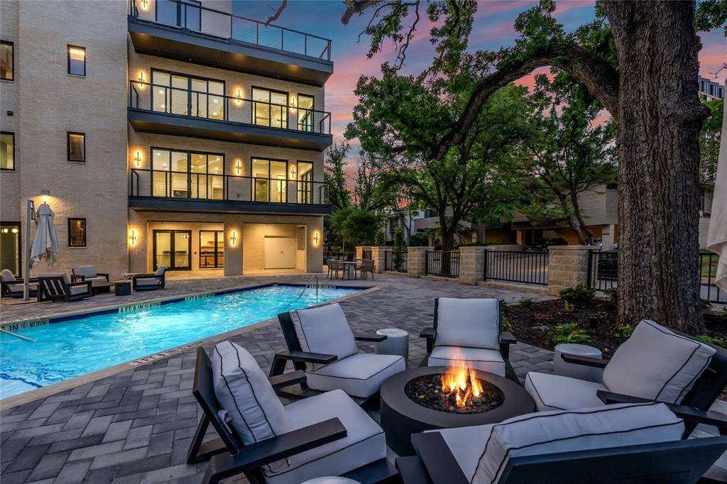 Dallas, TX 75219,3601 Routh Street #PH-4B