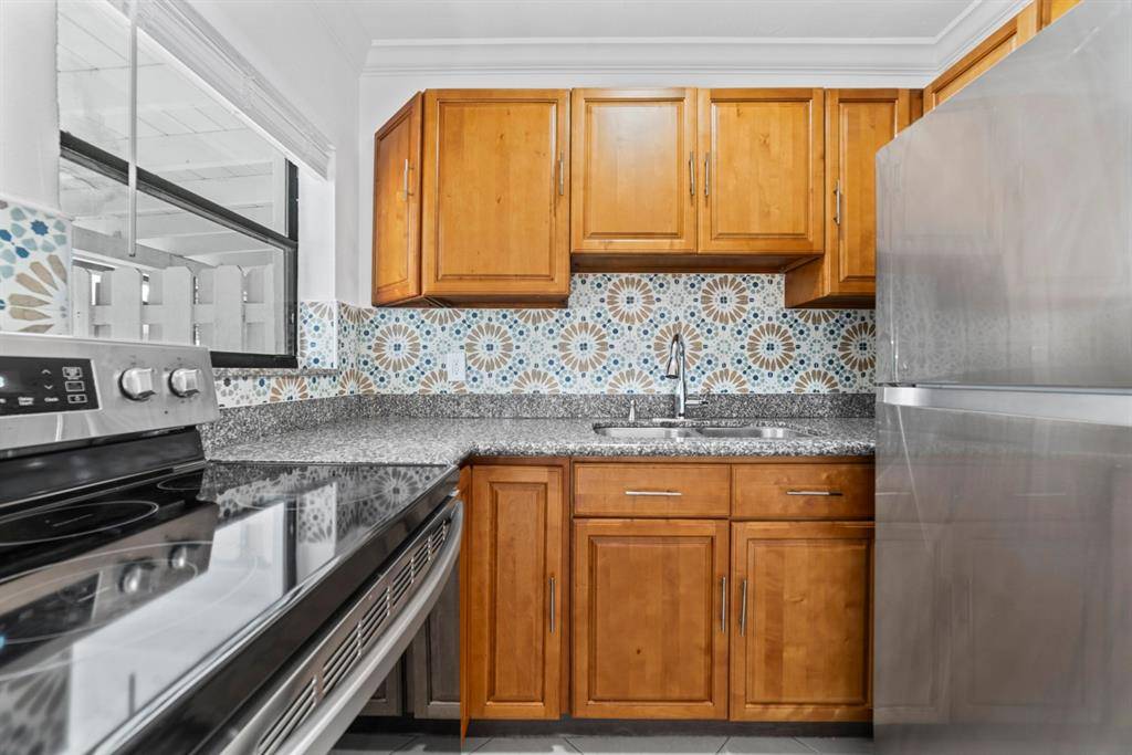 Fort Lauderdale, FL 33304,814 NE 14 Place #2