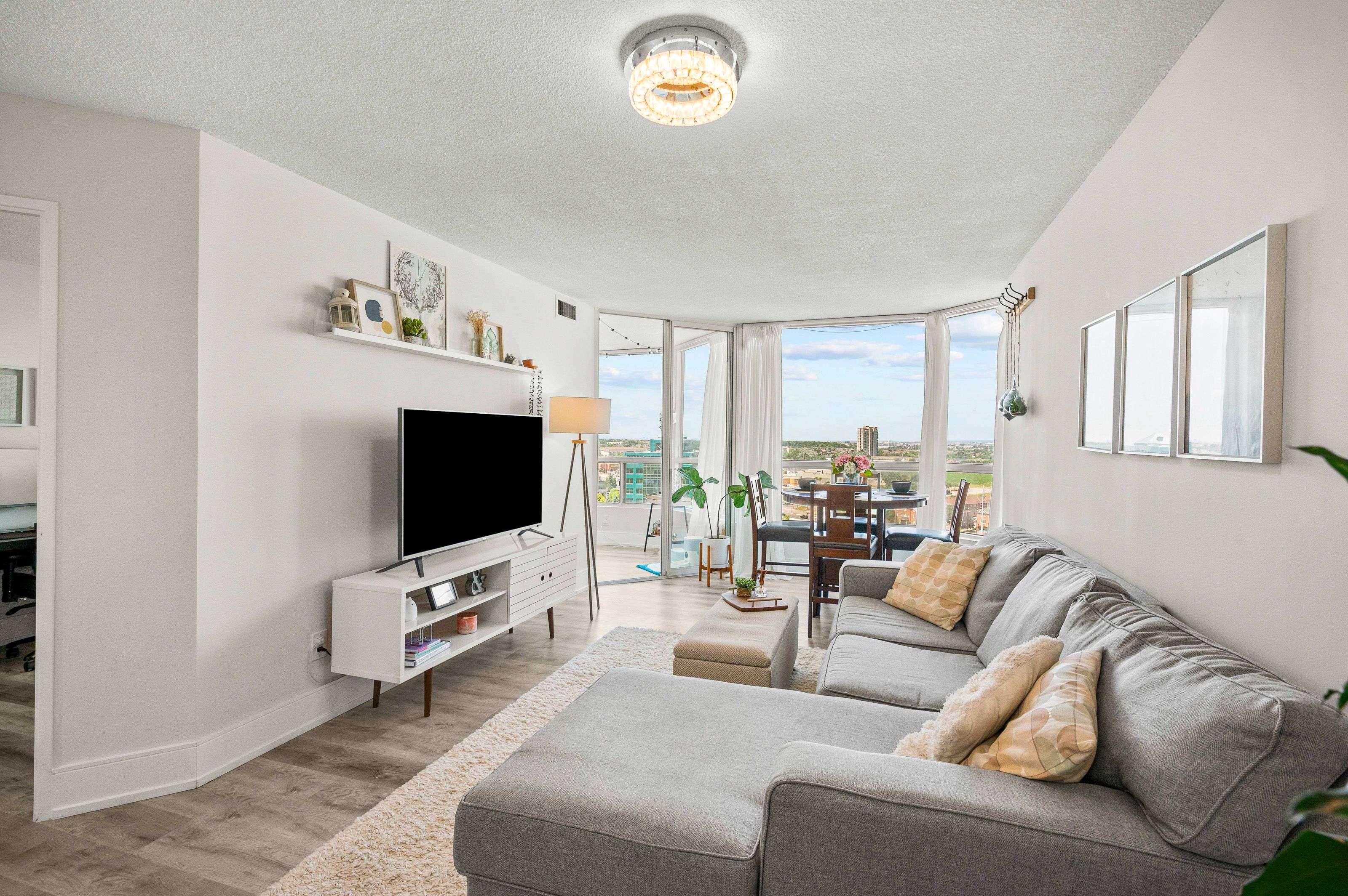 Mississauga, ON L5R 3K9,4460 Tucana CT #1612