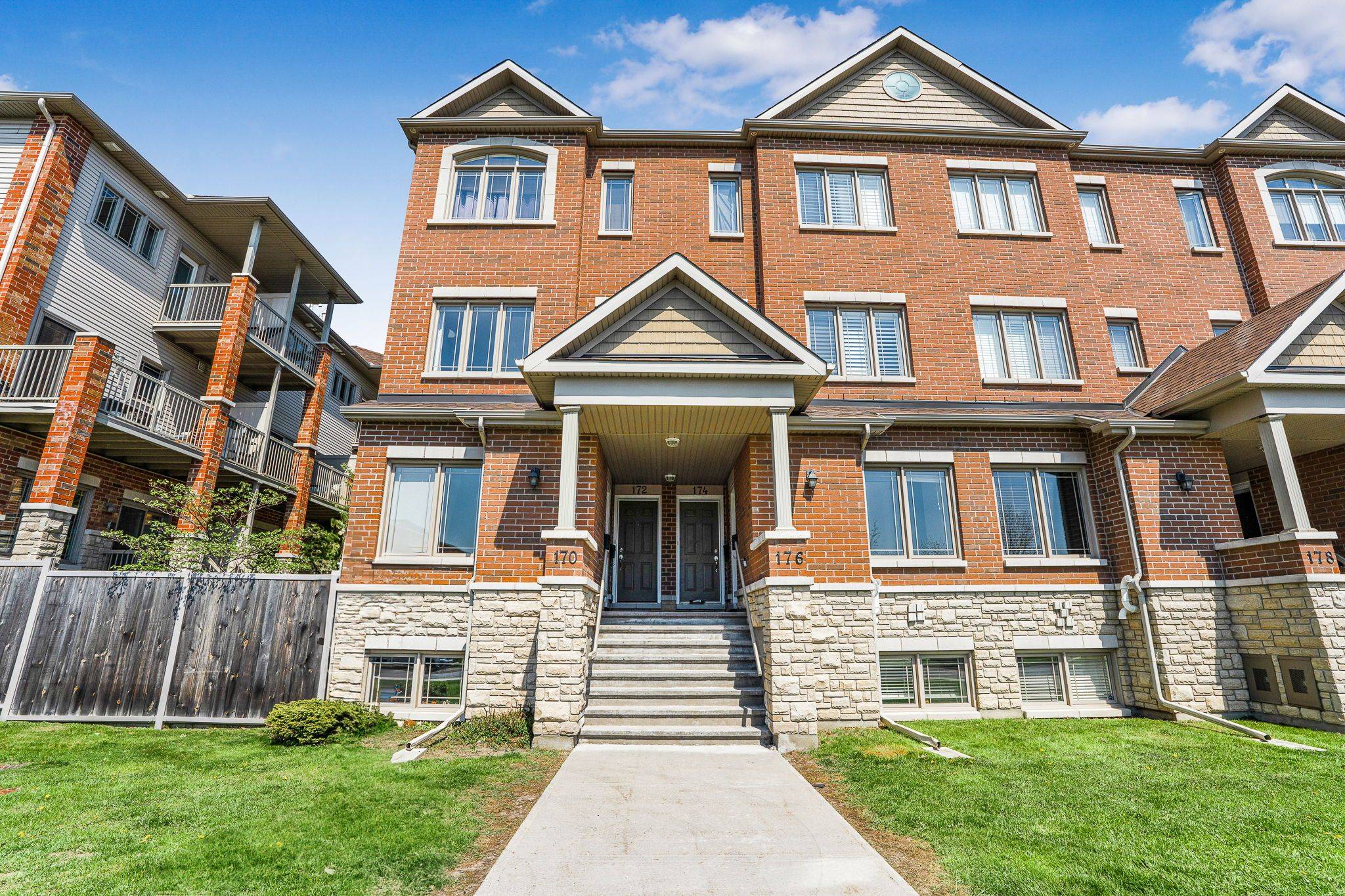 176 Den Haag DR #18, Overbrook - Castleheights And Area, ON K1K 2V7