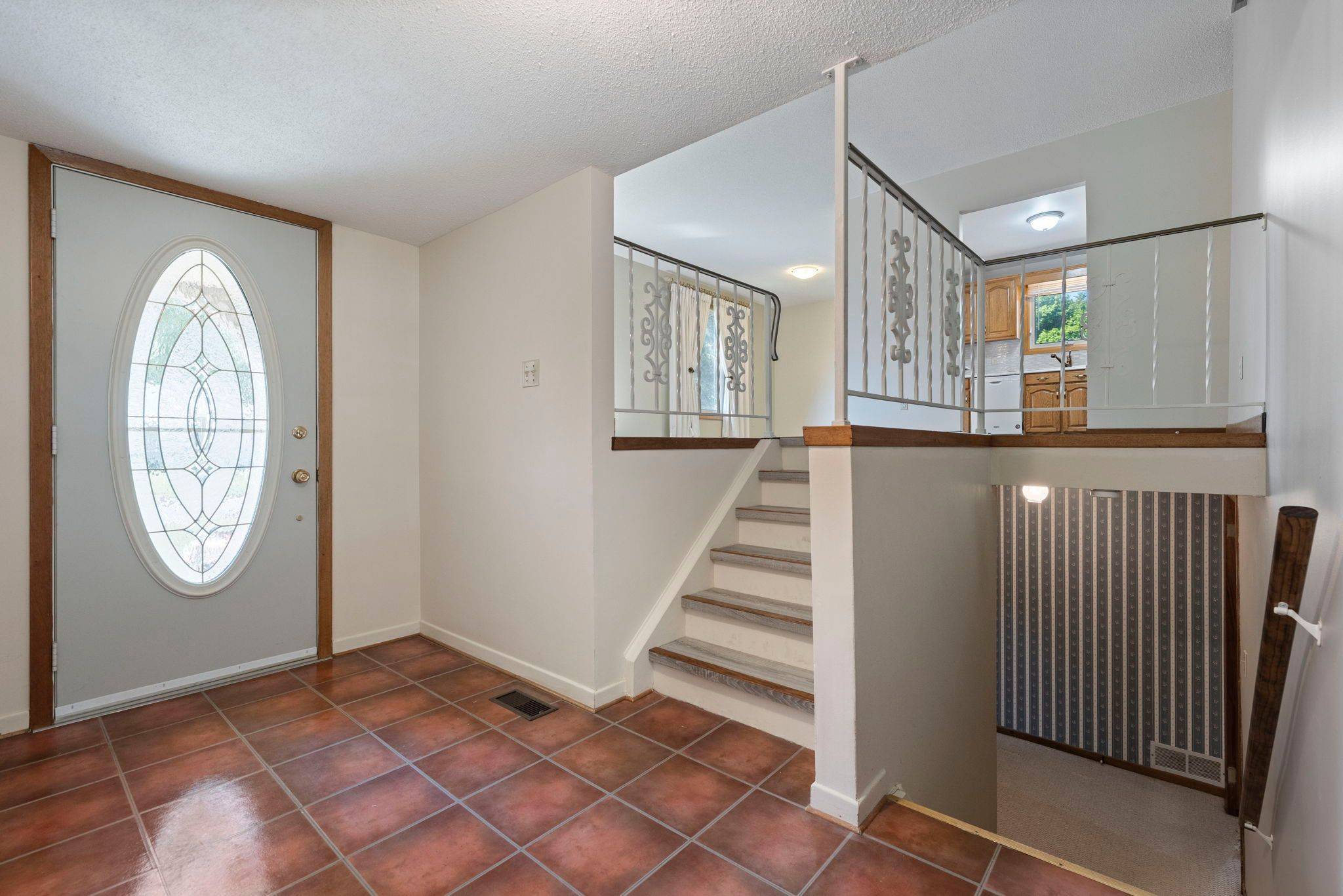 Norfolk, ON N3Y 4P4,5 Adams LN