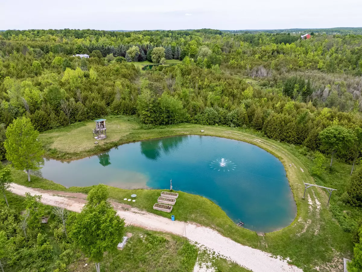 West Grey, ON N0G 1R0,314346 ROCKY CHURCH RD W