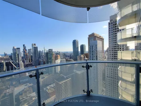 1 Bloor ST E #3206, Toronto C08, ON M4W 1A9
