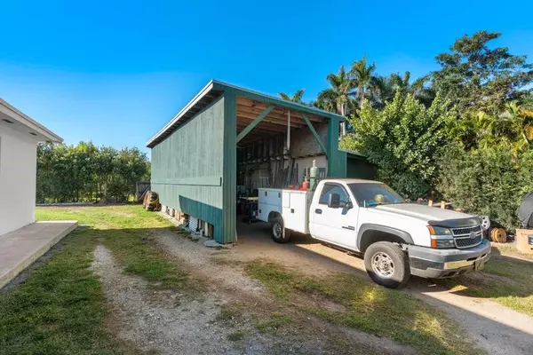 Southwest Ranches, FL 33331,5401 SW 160th Ave