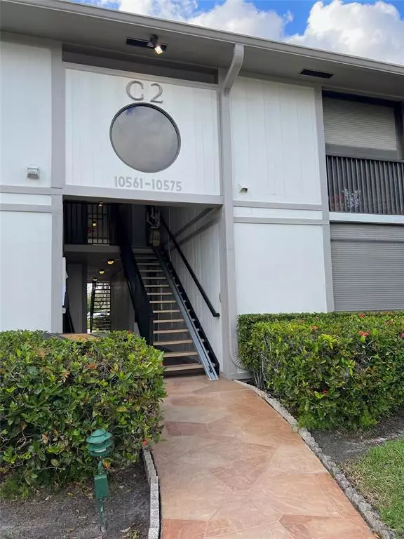 Tamarac, FL 33321,10561 E Clairmont Cir #105