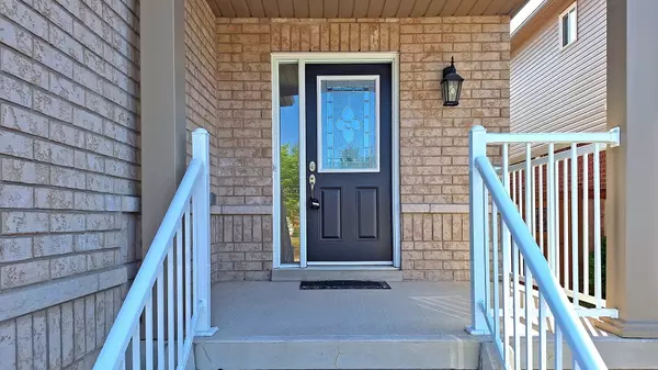 Barrie, ON L4M 0E5,138 Sun King CRES