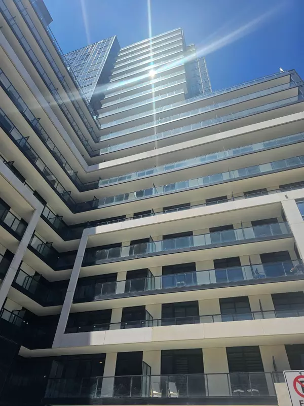 Oakville, ON L6H 7W6,3220 William Coltson AVE #1602