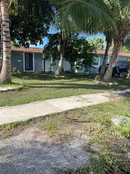 6901 NW 80th St, Tamarac, FL 33321