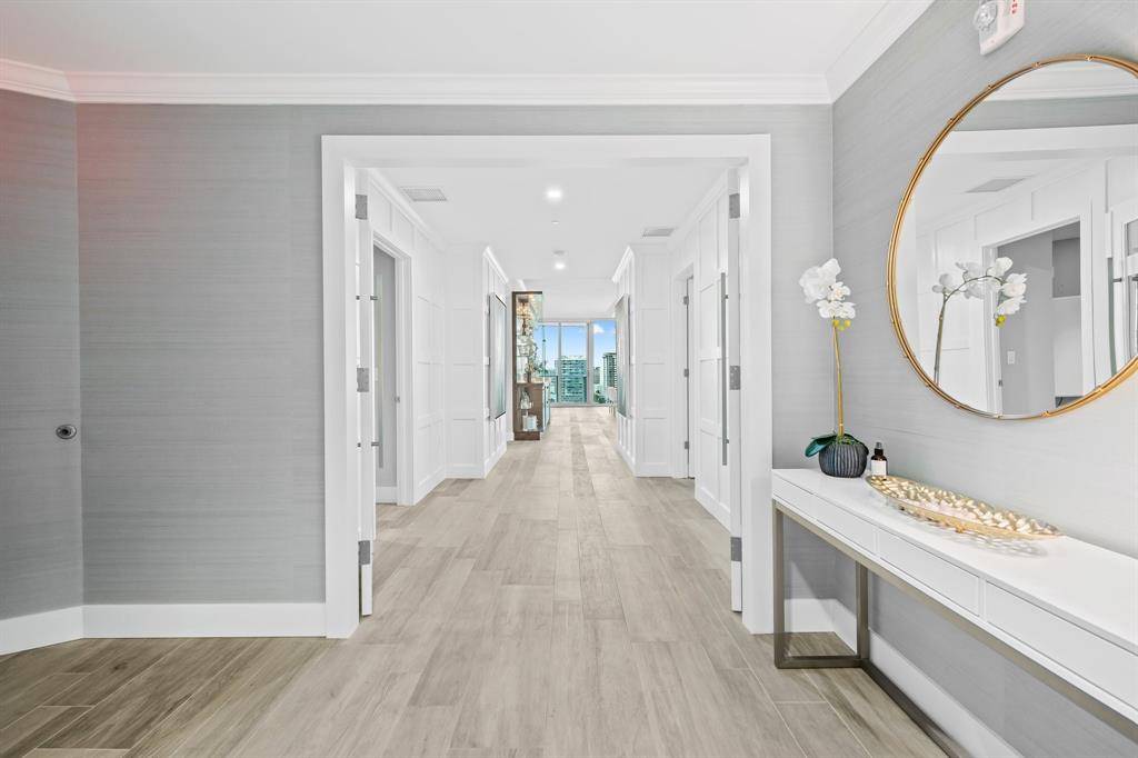 701 N Fort Lauderdale Beach Blvd #1106, Fort Lauderdale, FL 33304