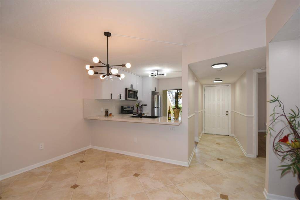 Boca Raton, FL 33487,5200 E Club Cir #104