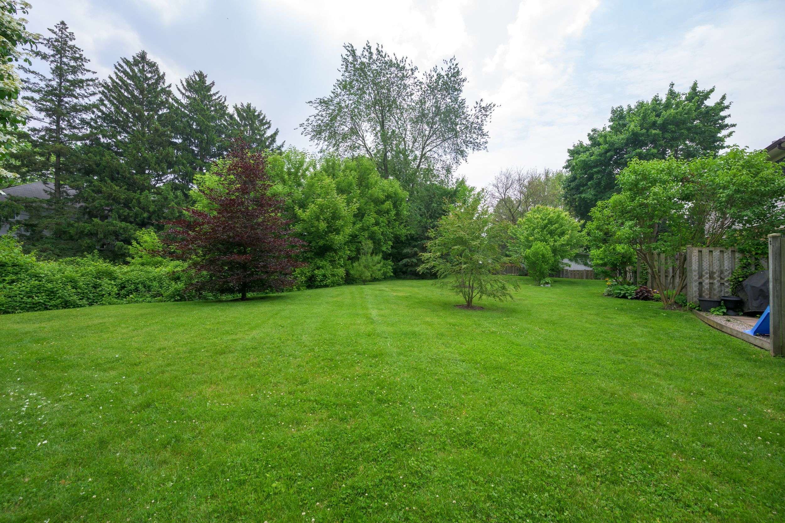London South, ON N6K 2Y6,1328 Commissioners RD W #102