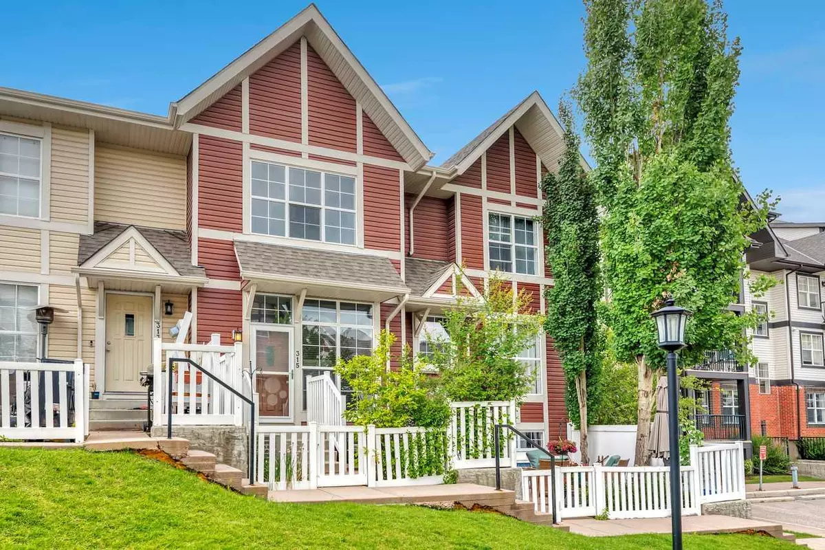 Calgary, AB T2Z 0T6,315 New Brighton Villas SE