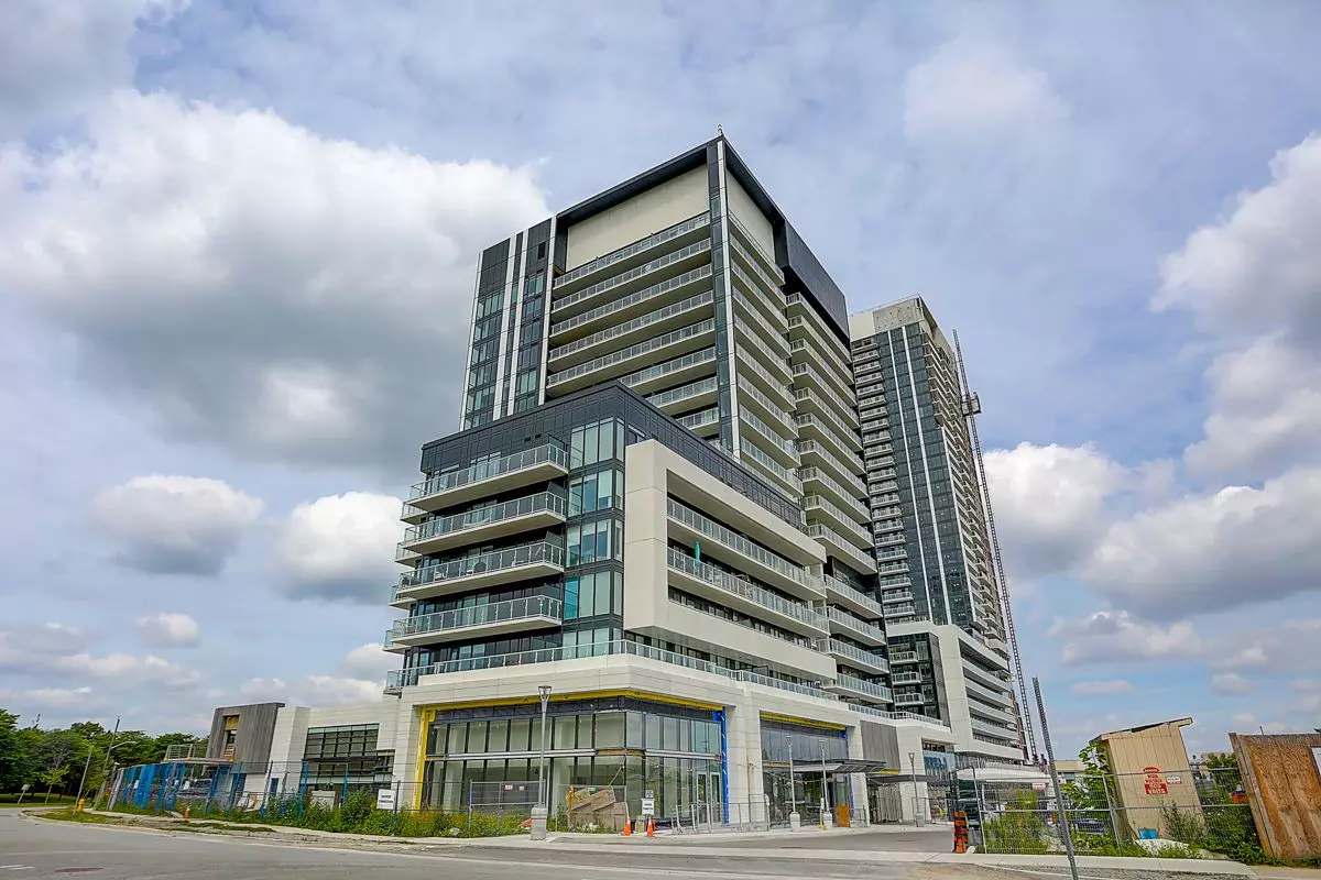 Toronto C13, ON M3C 0R2,20 O'Neill RD #333