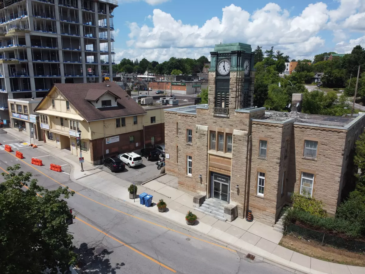 Halton Hills, ON L7G 2C9,72-74 Mill ST