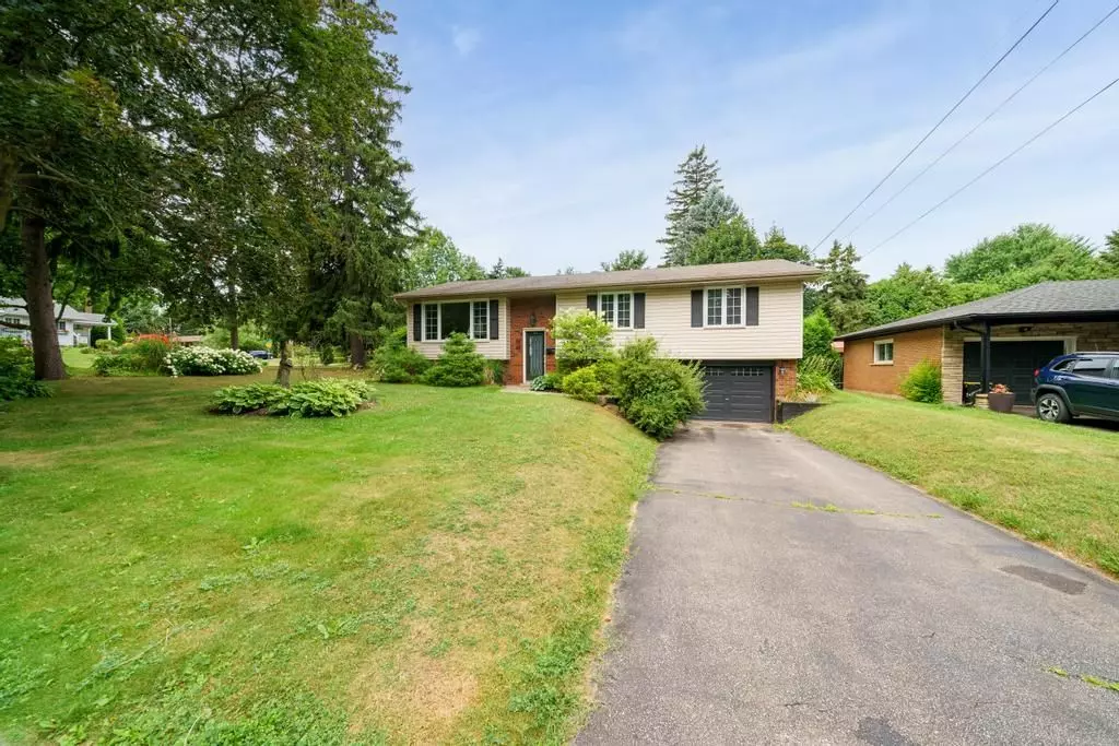 Hamilton, ON L9G 2V7,306 Appleby RD